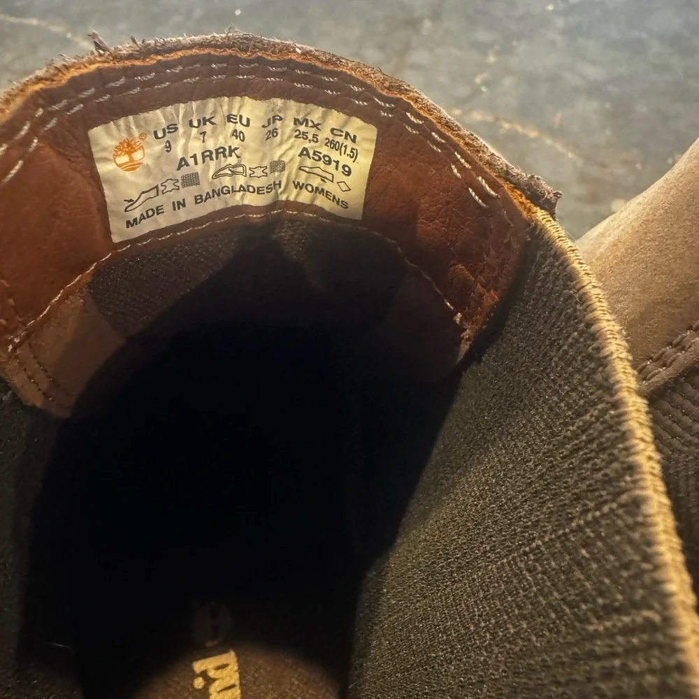 Timberland Brown Leather Platform Lug Sole Chelsea Boots 9 Gorpcore